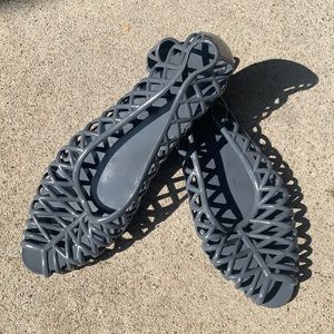 American Apparel pvc jelly sandal. Beachwear lightweight shoe